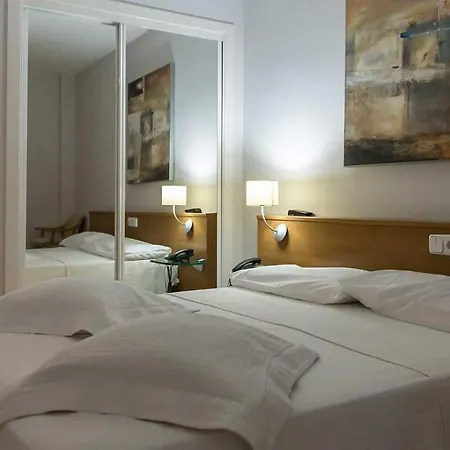 Roca Plana Hotel