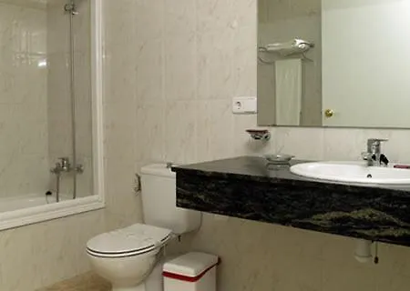 Hotel Roca Plana